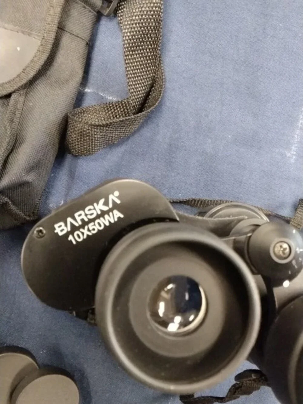 Black Roof Prism Binoculars with Protective Case